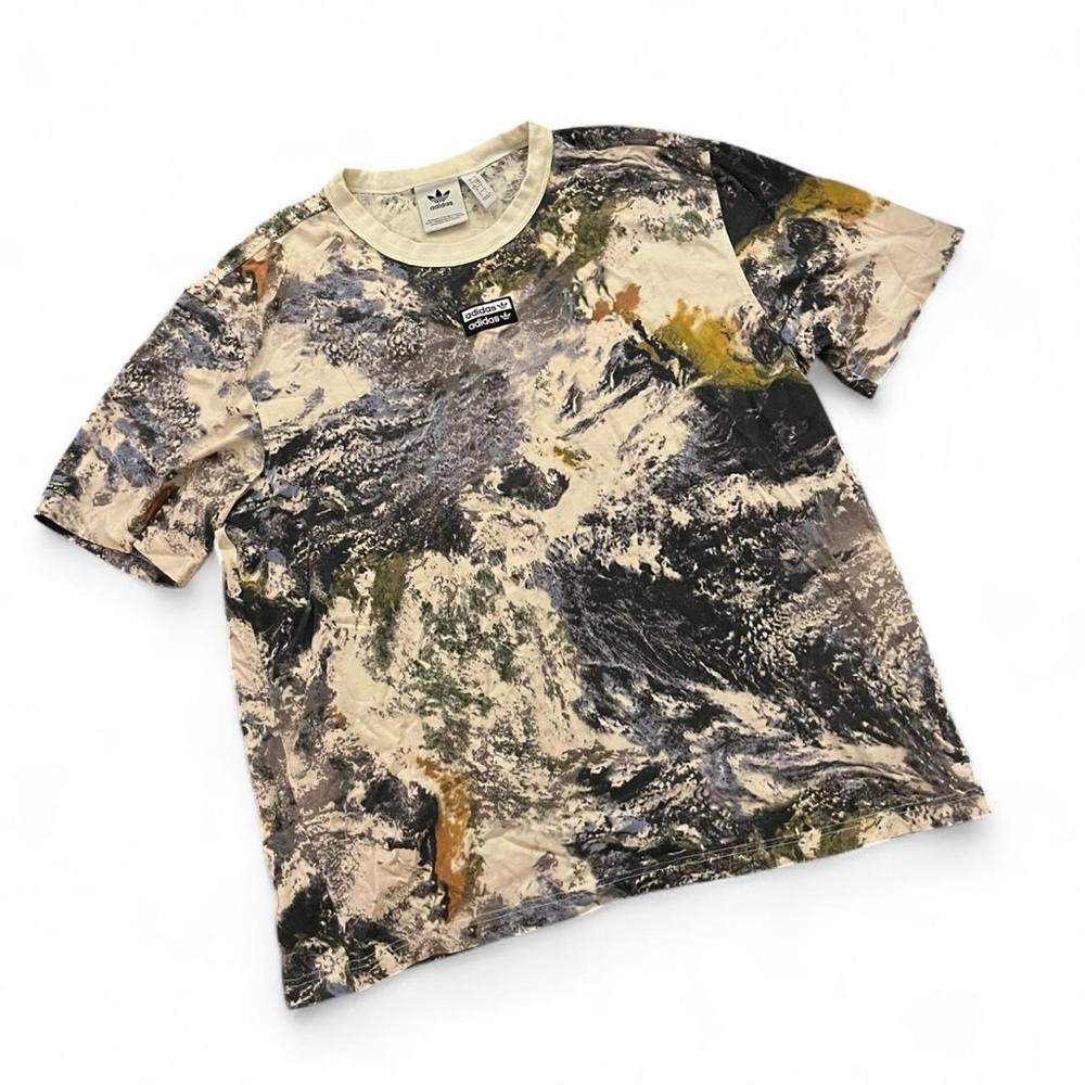 ADIDAS ORIGINALS • Earth Day Photo Print Aerial View T-Shirt Large